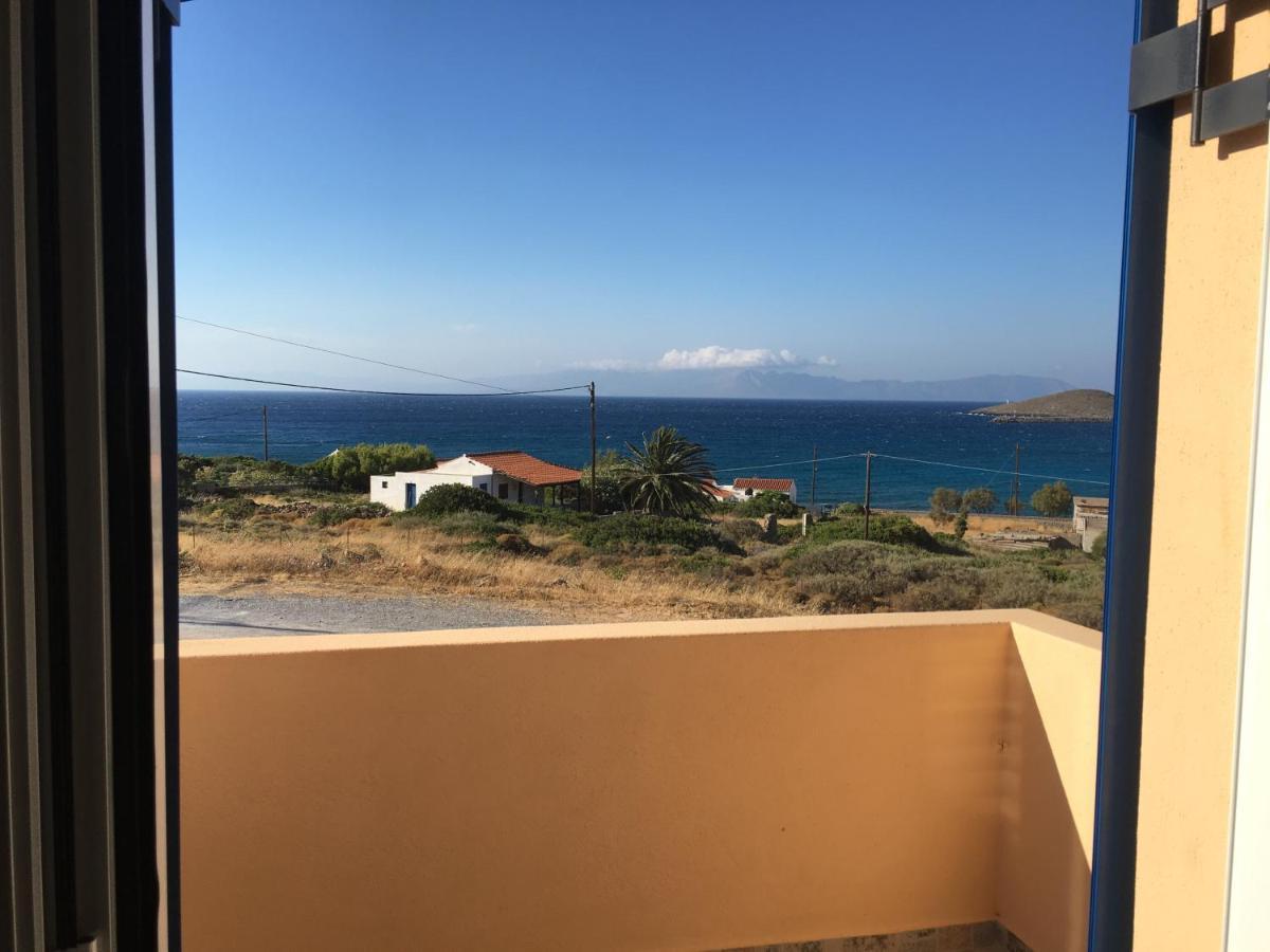 Eugenia Travasarou Sea View Appartments Diakofti Exterior photo