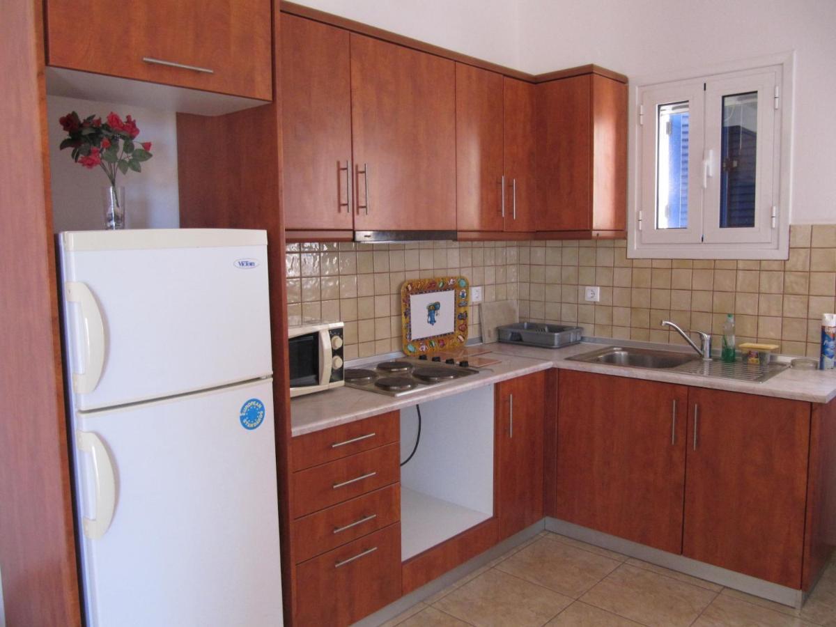 Eugenia Travasarou Sea View Appartments Diakofti Exterior photo