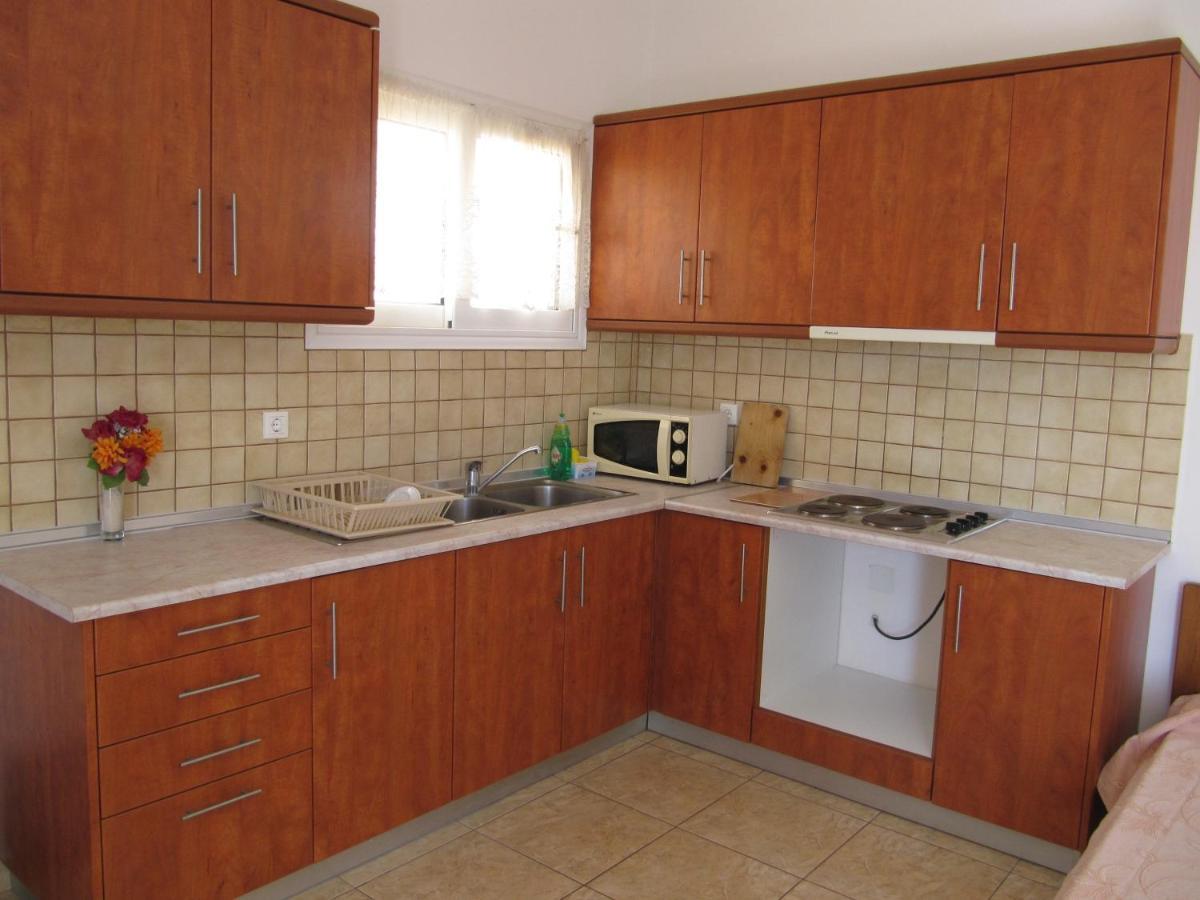 Eugenia Travasarou Sea View Appartments Diakofti Exterior photo