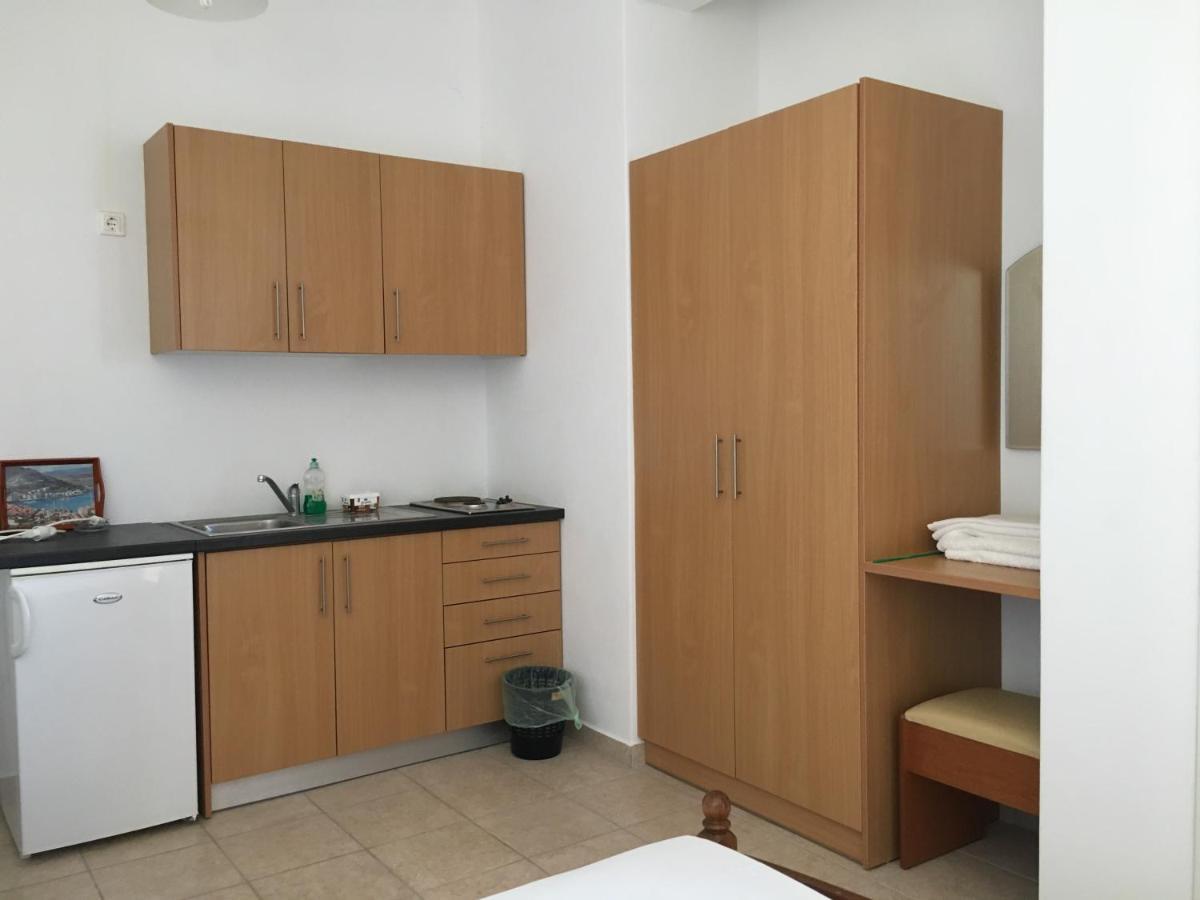 Eugenia Travasarou Sea View Appartments Diakofti Exterior photo