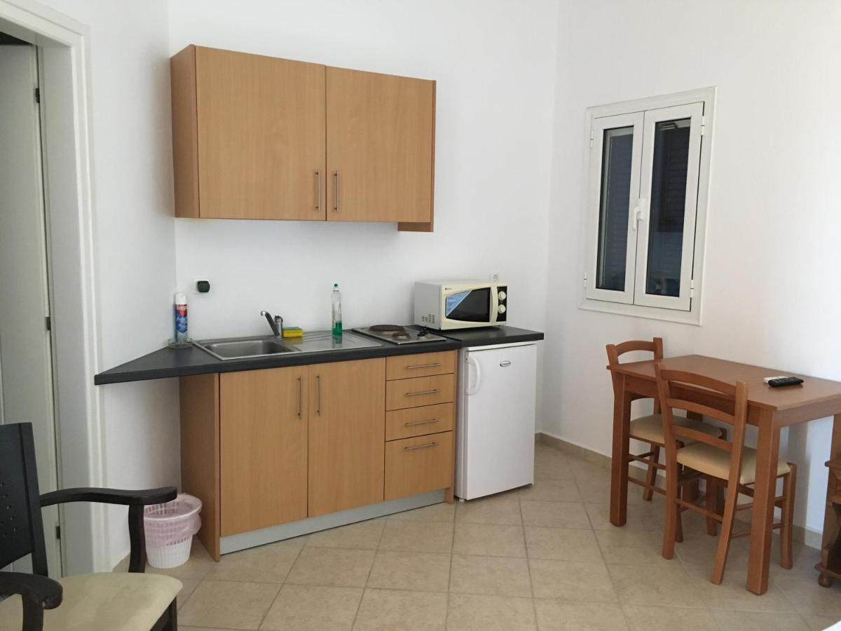 Eugenia Travasarou Sea View Appartments Diakofti Exterior photo