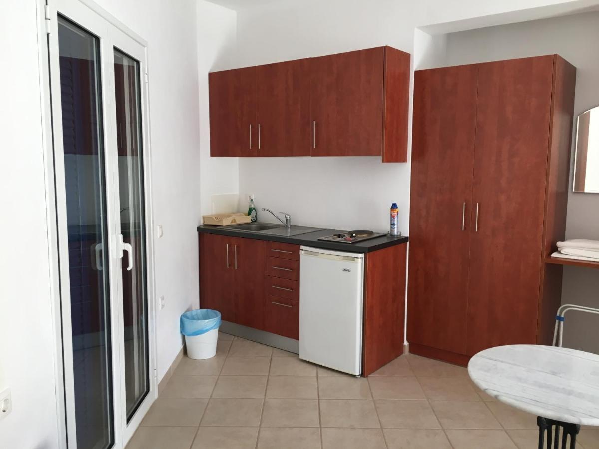 Eugenia Travasarou Sea View Appartments Diakofti Exterior photo
